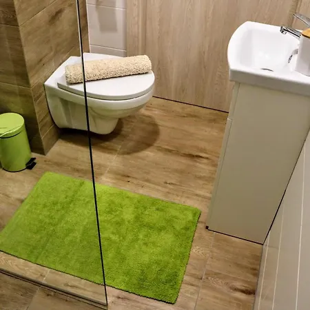 Gosciniec Przy Spacerowej 게스트하우스