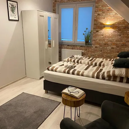 Gosciniec Przy Spacerowej 게스트하우스