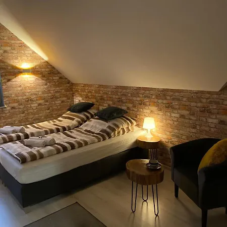 Gosciniec Przy Spacerowej 3*