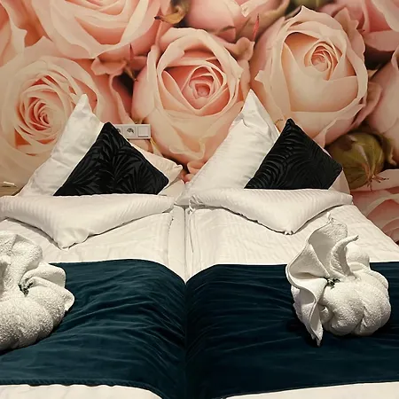 Gosciniec Przy Spacerowej 게스트하우스