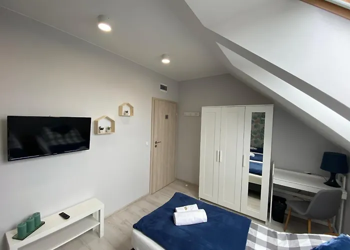 Gosciniec Przy Spacerowej Guest house